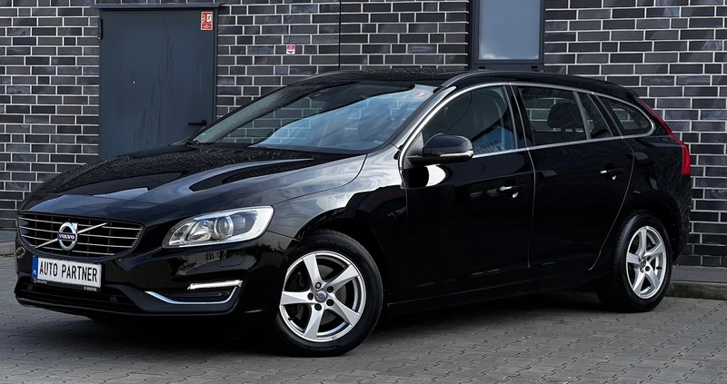 Volvo V60 cena 48500 przebieg: 178000, rok produkcji 2015 z Katowice małe 667